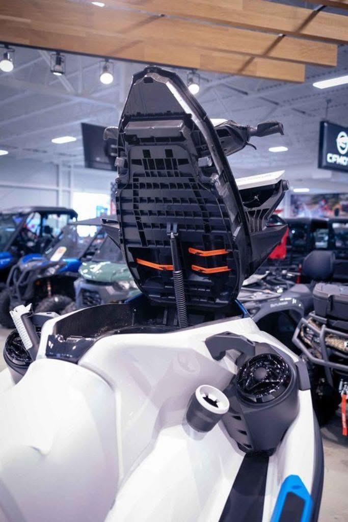 2023 Sea-Doo Fish Pro Sport 170 - Image 8