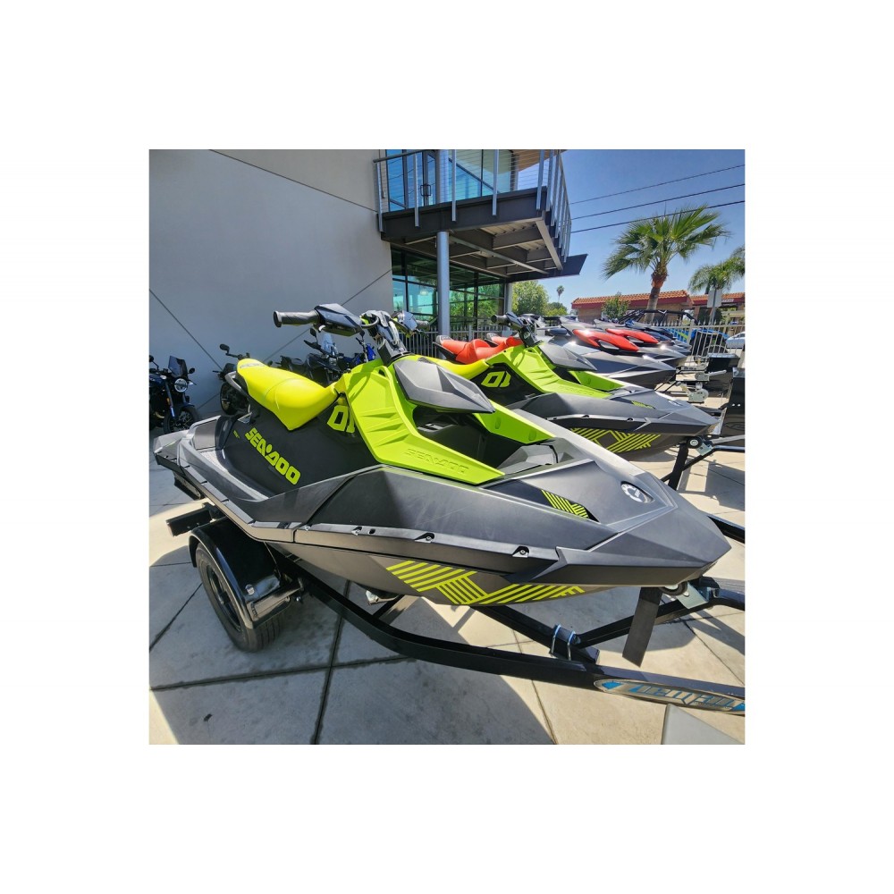 2023 Sea-Doo SPARK 90 3up iBR - Image 9