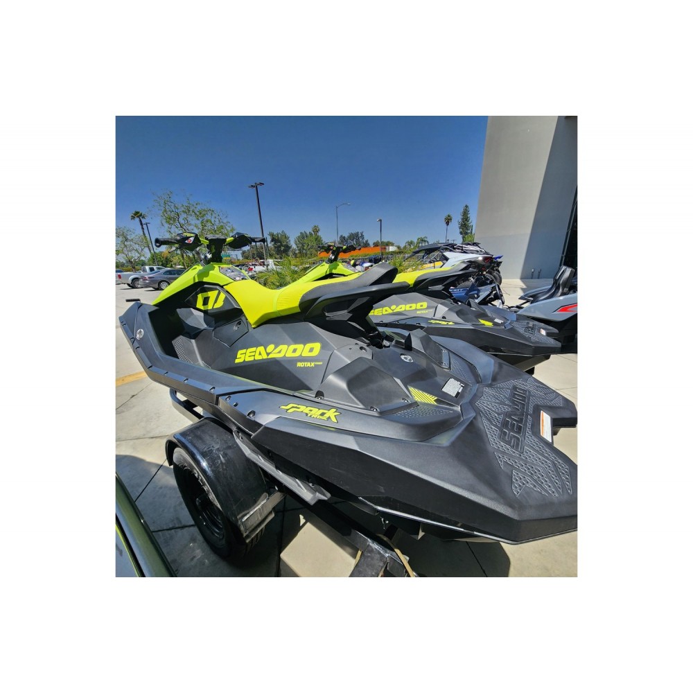 2023 Sea-Doo SPARK 90 3up iBR - Image 6