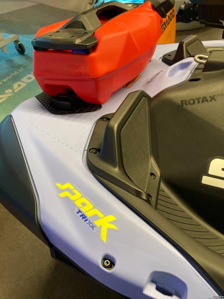 2024 Sea-Doo Spark Trixx for 1 Rotax 900 ACE – 90 iBR and Audio - Image 5