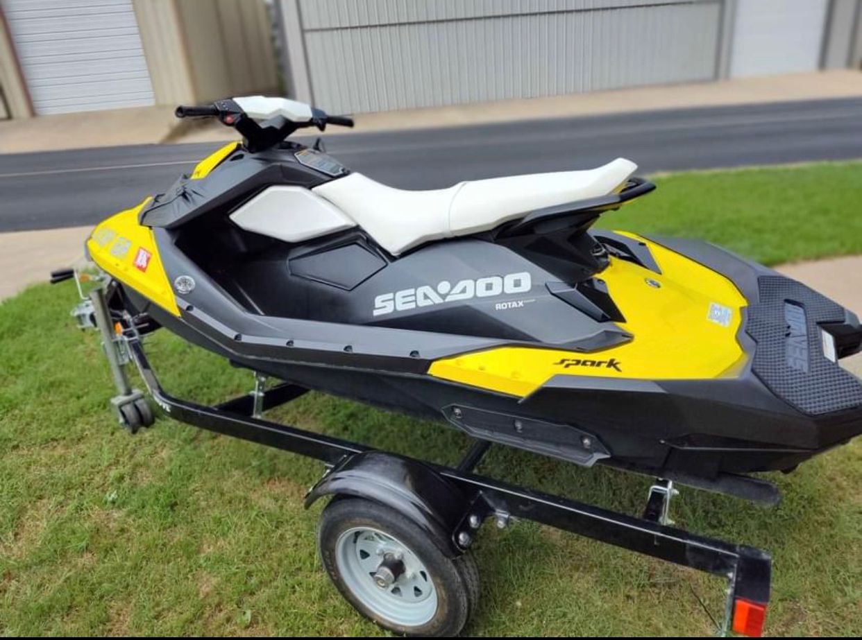 2014 Seadoo Spark - Image 14