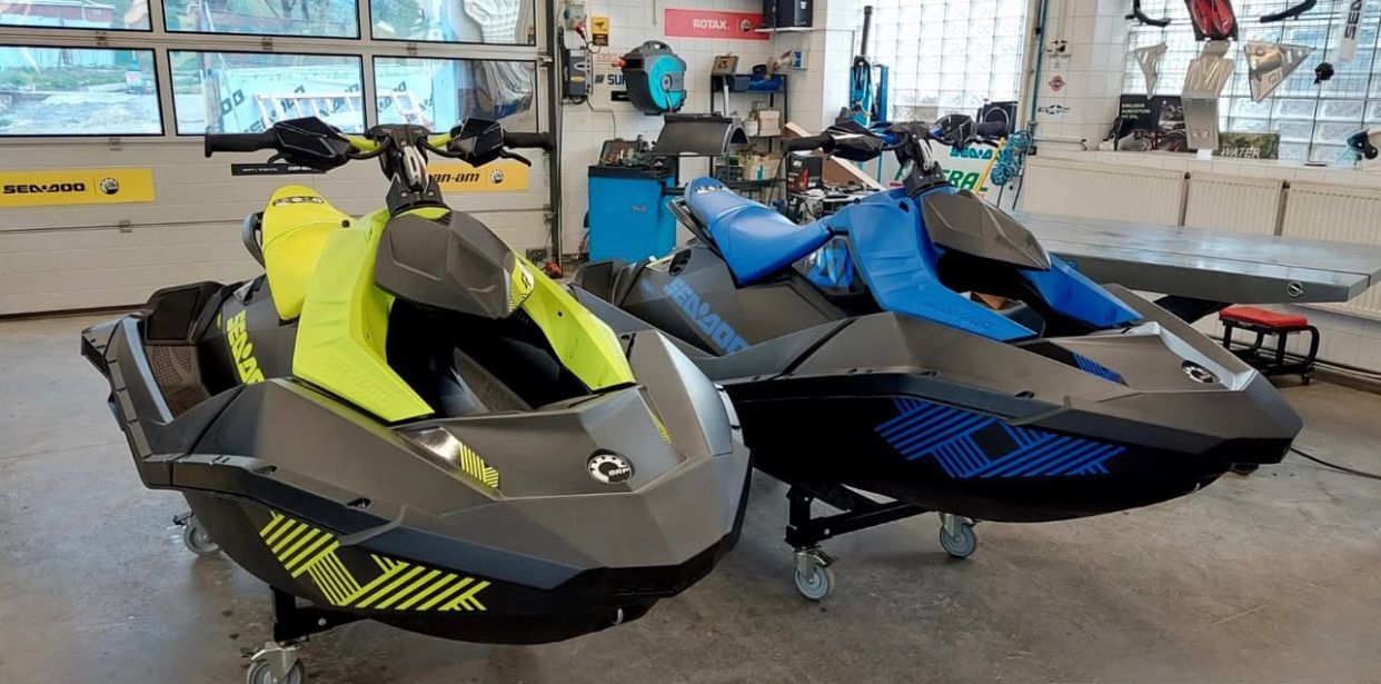 2023 Sea-Doo SPARK TRIXX 2up - Image 6