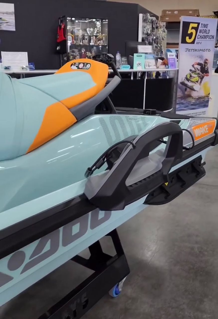 2023 sea-doo wake pro 230 - Image 6