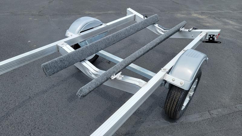 2025 Triton ELITE WCI – Single Place Sigle Axle Jet Ski Trailer - Image 3