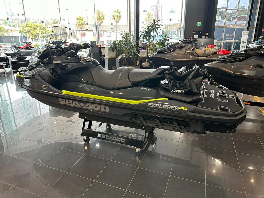 2023 Sea-Doo Explorer Pro 170 Tech Package iDF iBR - Image 4
