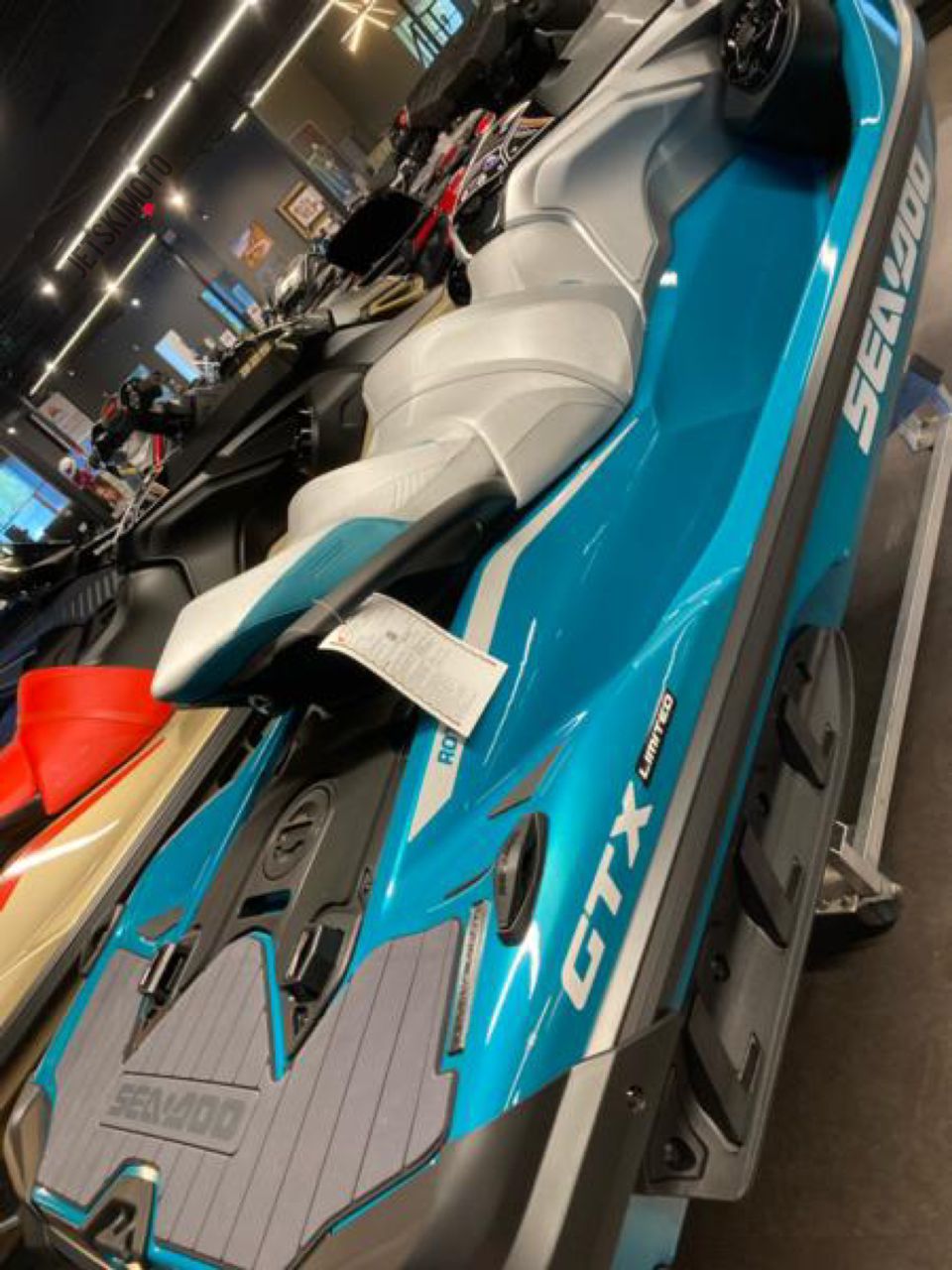 2025 Sea-Doo GTX™ Limited 325 Teal Metallic - Image 4