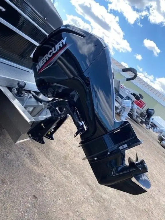 2025 Mercury 115HP Command Thrust EFI Outboard - Image 4